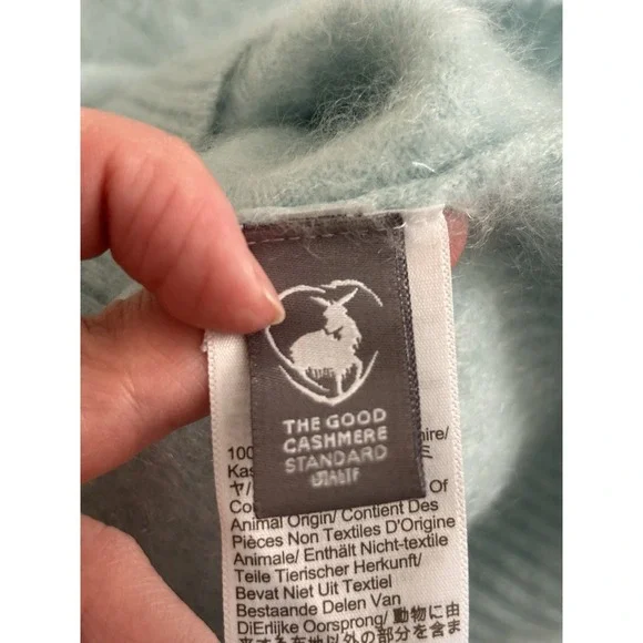 J Crew Quiet Luxury Old Money Cashmere Button Cardigan Blue Large Preppy Cute - Picture 5 of 6